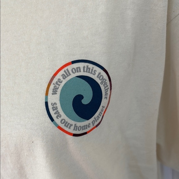 NWT Patagonia Responsibili-Tee Cream Graphic T-Shirt Size Large - Picture 3 of 6